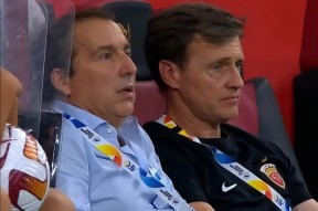 亚博-包含法国杯倒计时，上海海港赛前调整名单，细节引发关注，更衣室稳定，资深球员宣示担当的词条-亚博