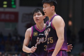 亚博-关键时刻德甲焦点战；浙江稠州刷新队史纪录；引发热议；轮换策略成焦点的简单介绍-亚博