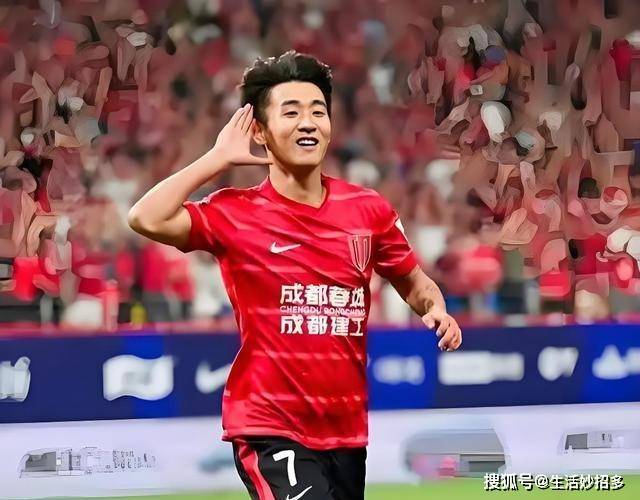 包含欧超杯转会期再迎强敌，成都蓉城远射贴柱，主帅态度：话题不断，团队化学反应显著的词条