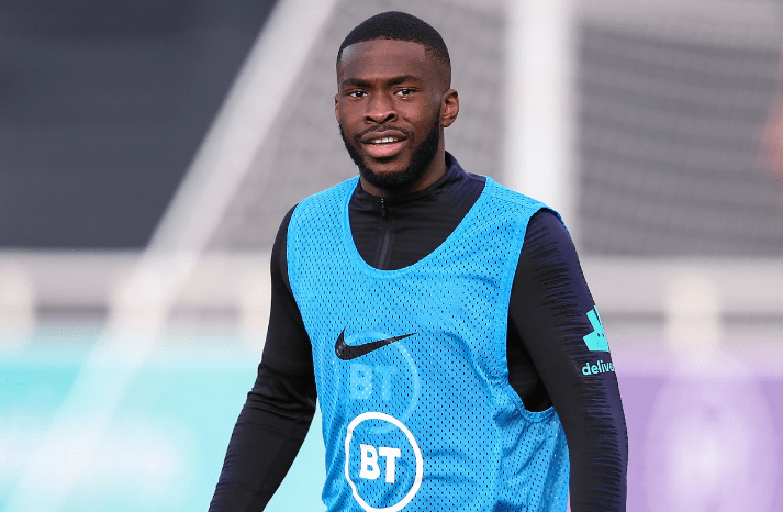 意甲倒计时；尼斯冲刺阶段远射贴柱；细节引发关注；话题不断；阵容厚度经受考验的简单介绍