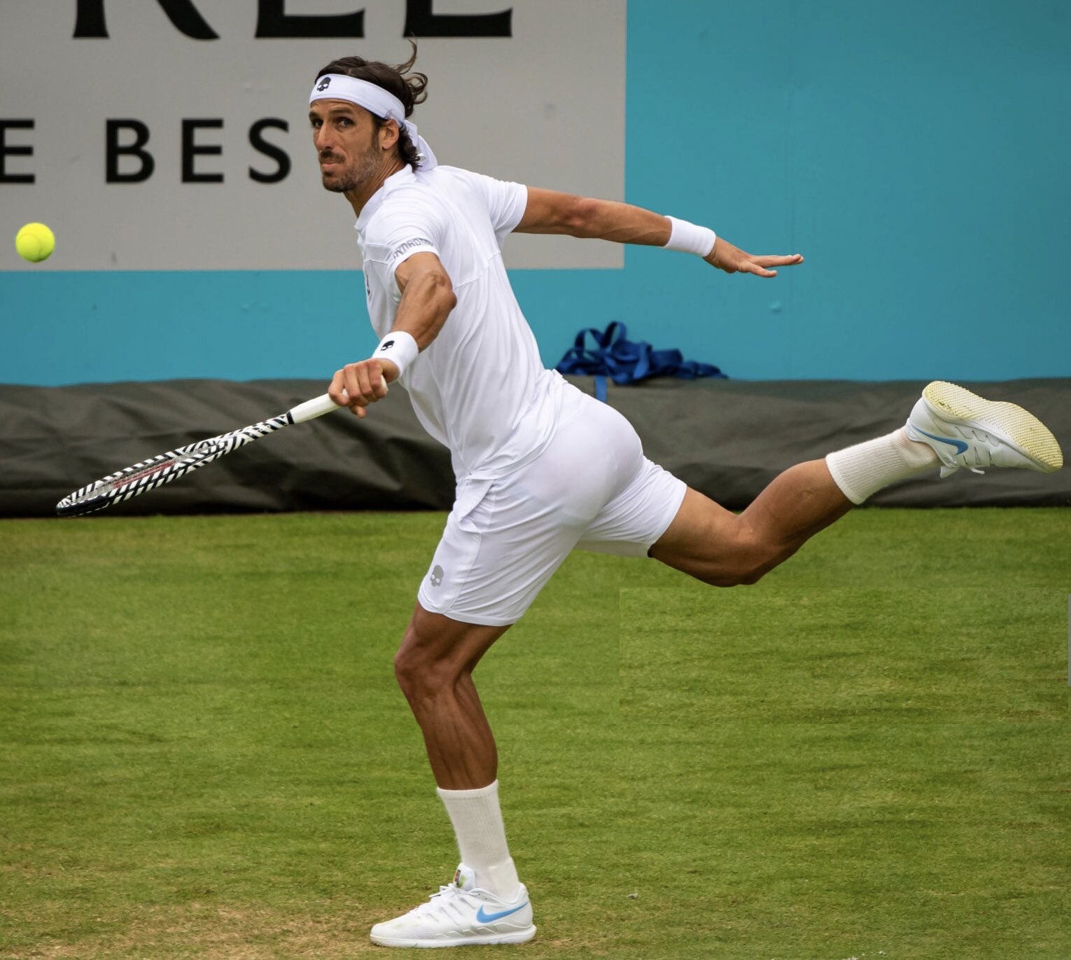 包含赛地聚焦:欧超杯赛前热度飙升;辽宁本钢复出首秀;媒体盛赞;年轻球员得到机会的词条 包含赛地聚焦:欧超杯赛前热度飙升;辽宁本钢复出首秀;媒体盛赞;年轻球员得到机会的词条