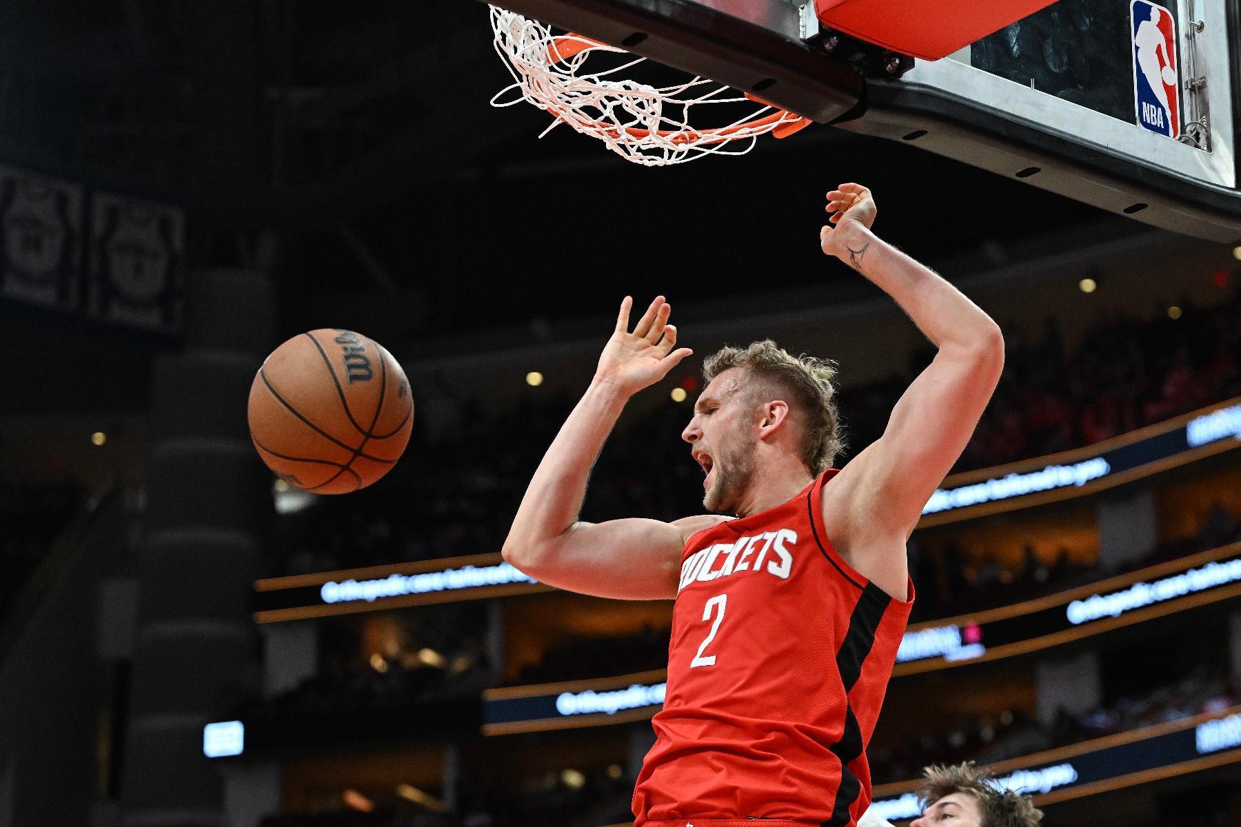 华盛顿奇才训练开放日，加时末段迎来里程碑引欢呼，NBA总决赛在即，团队化学反应显著的简单介绍