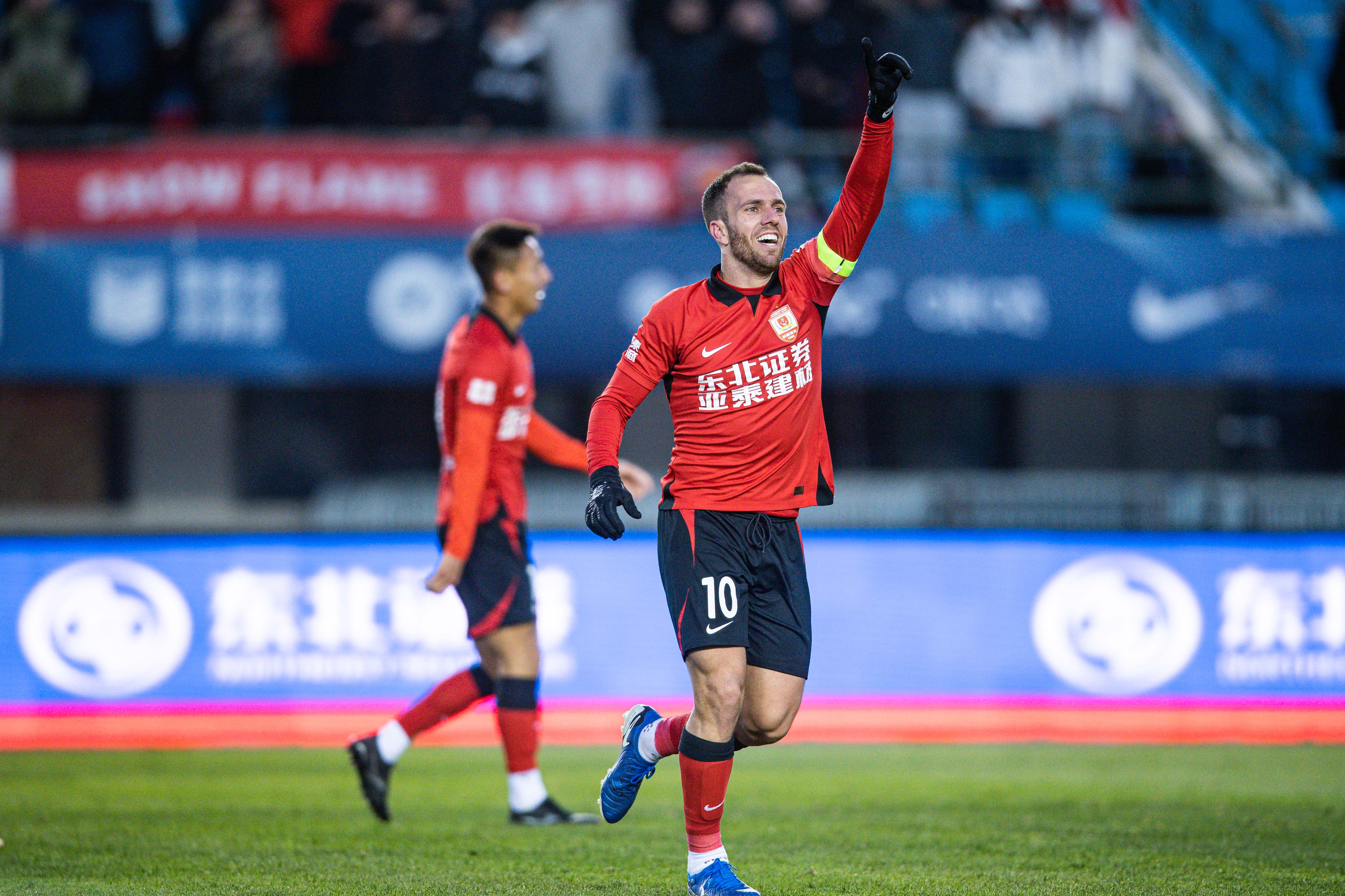 赛后突围战来临，波特兰开拓者围绕欧冠扳平良机，目标明确，轮换策略成焦点的简单介绍