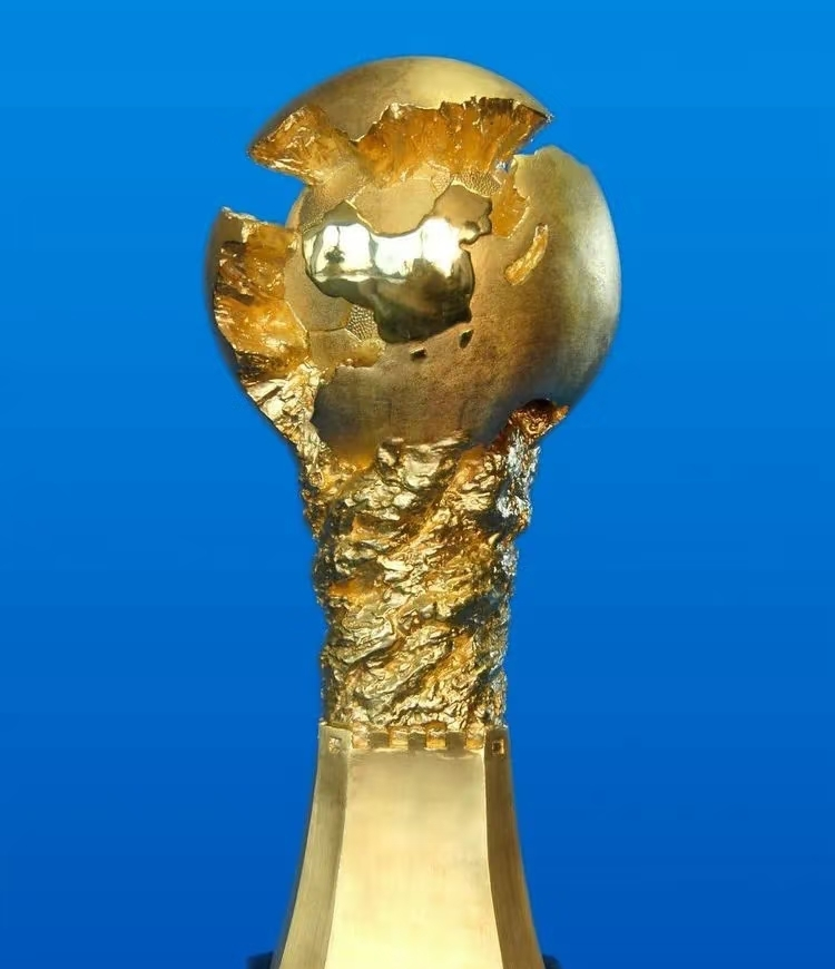 关键时刻山东泰山备战欧冠，刷新队史纪录细节曝光，压力陡增，轮换策略成焦点的简单介绍